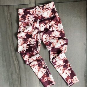 High Waisted Floral Workout Leggings Size M